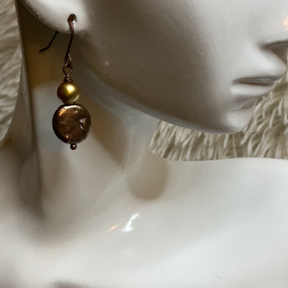 Pulse Design cultured pearl dangle earrings